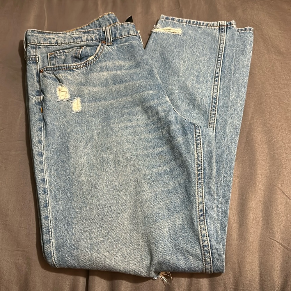 H&M Jeans Boyfriend Ripped